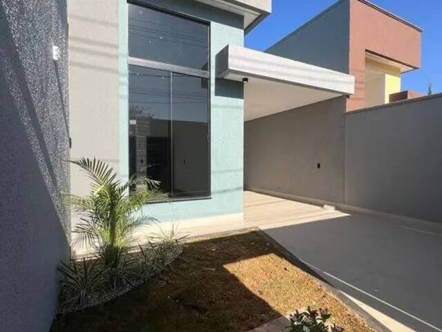 #643 - Casa para Venda em Goiânia - GO